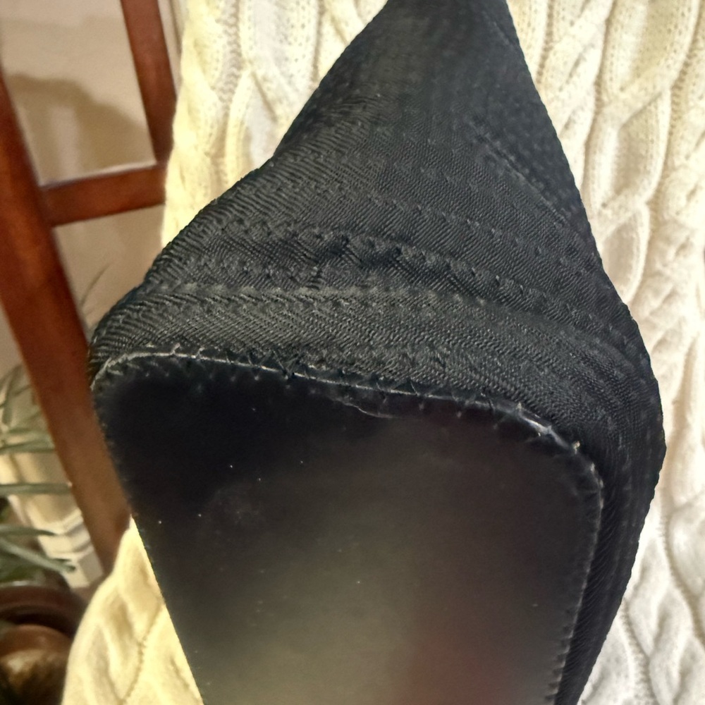 Gucci Black Shoulder Bag with Bamboo Handle with COA - Picture 5 of 11